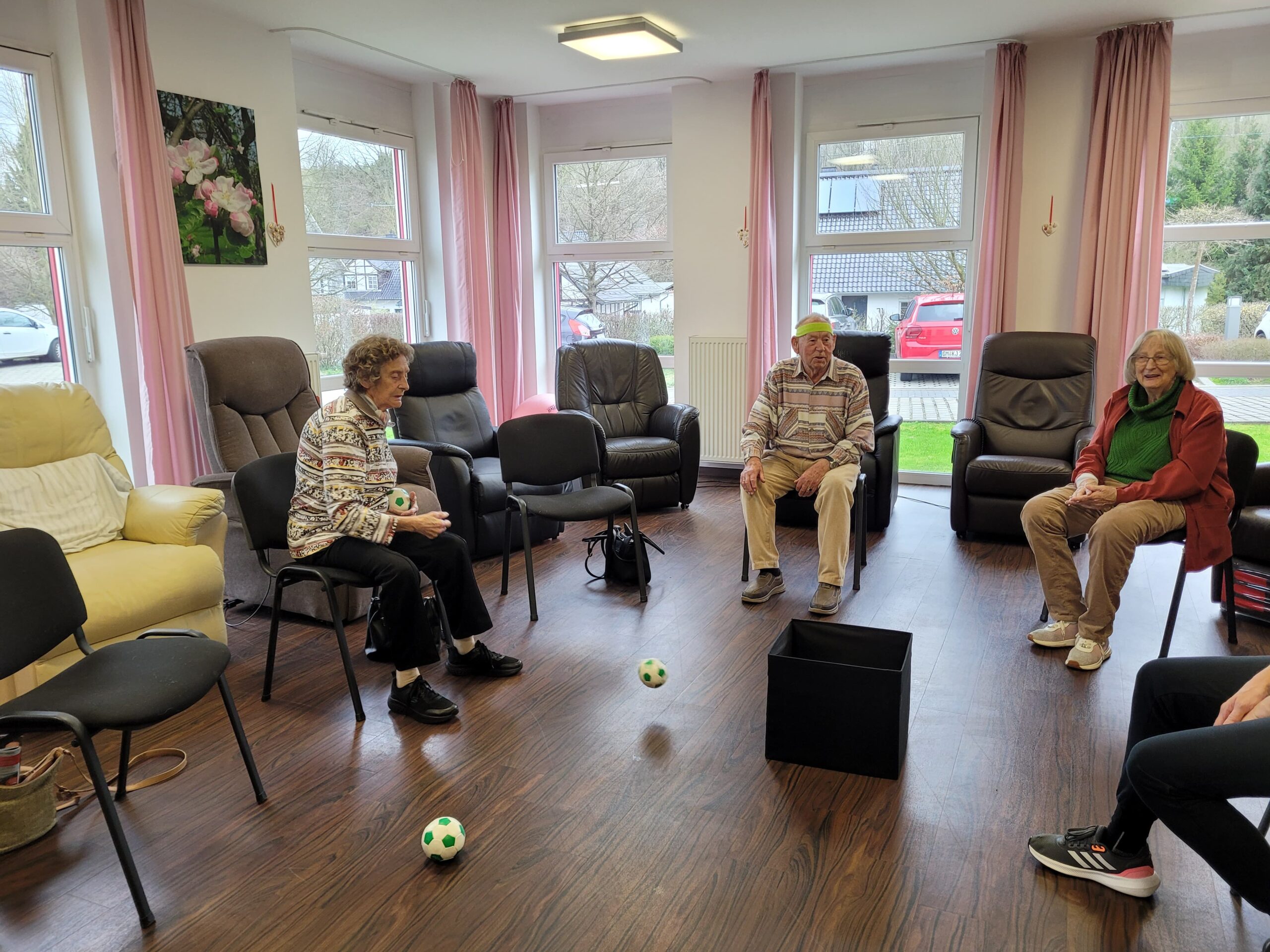 Ballspiele: Augen-Hand-Koordination und viel Spaß